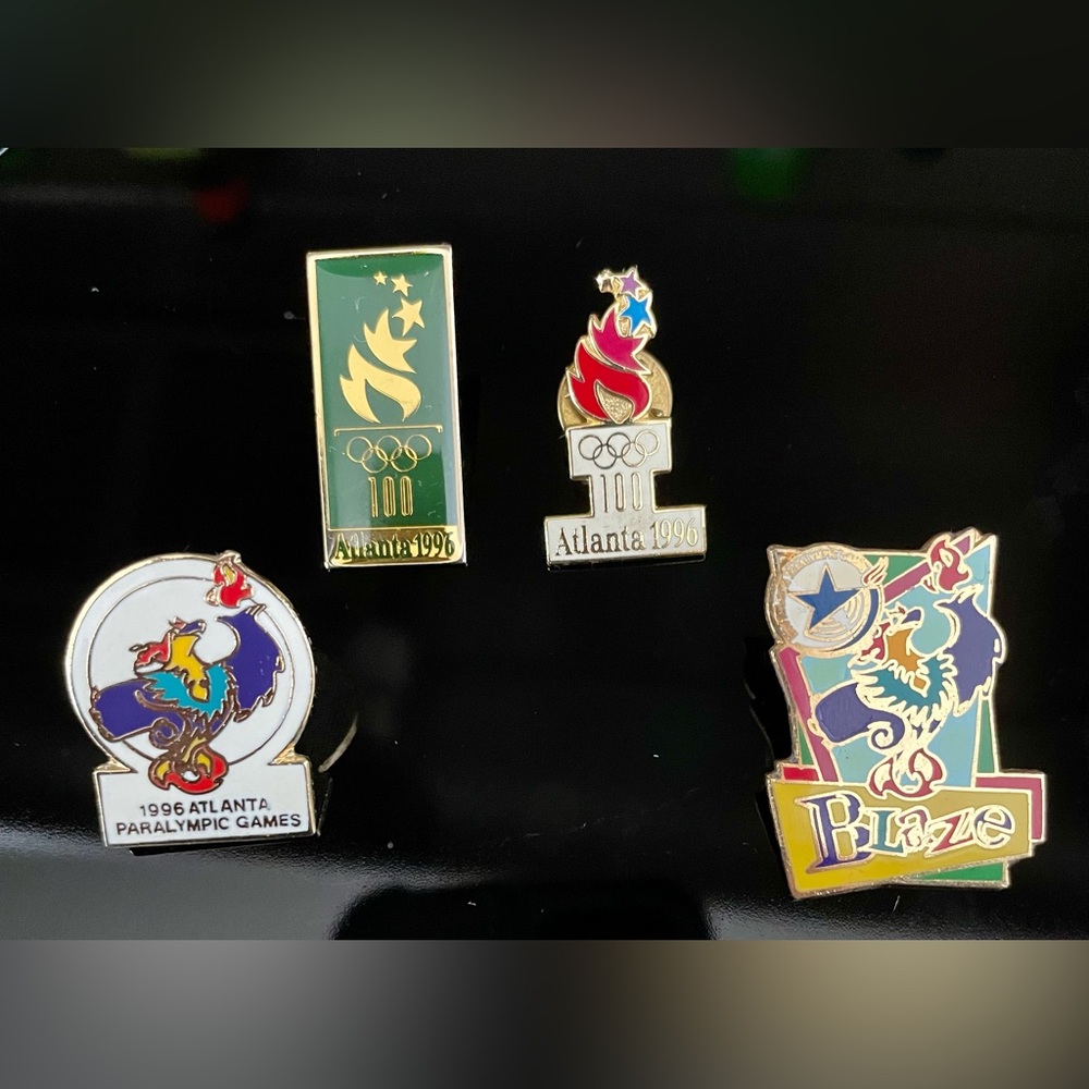 Atlanta 1996 Olympic Games Pin Set - Multicolor